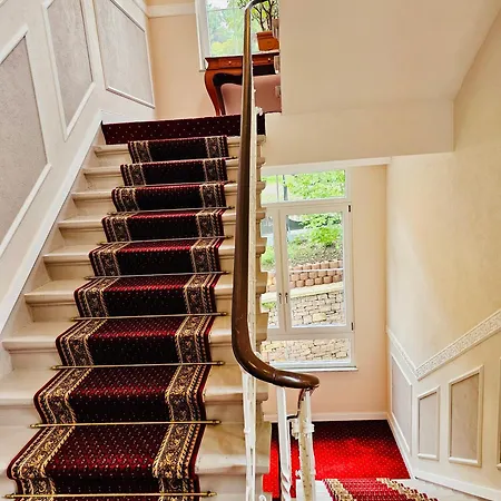 格拉酒店 3* 普福尔茨海姆