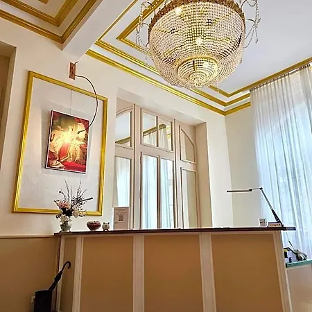 Hotel Gala 3*